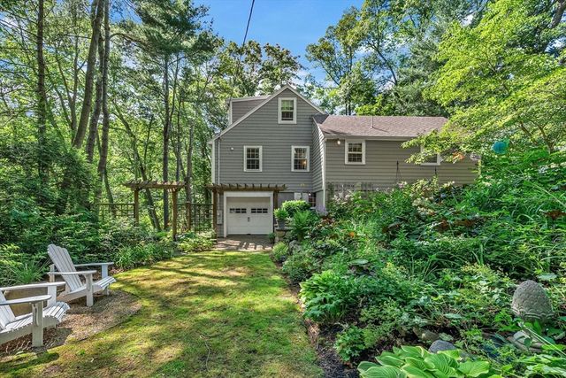 44 Old Rd, Weston, MA 02493