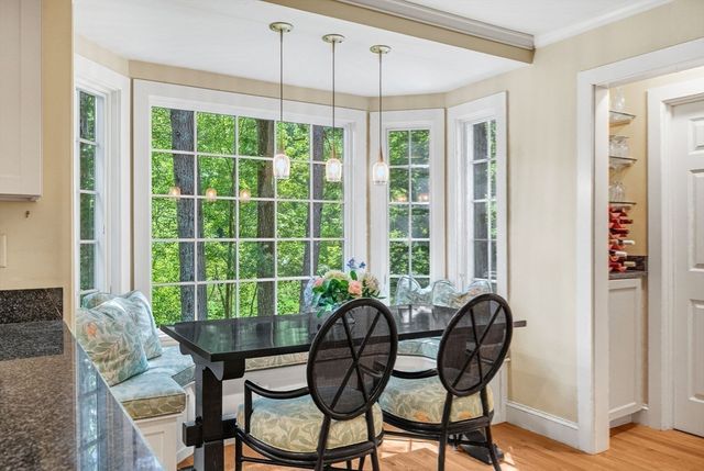 44 Old Rd, Weston, MA 02493