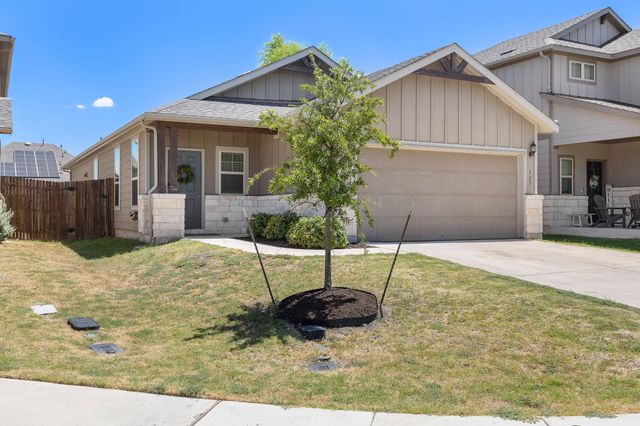 323 Zuma DR, Liberty Hill, TX 78642