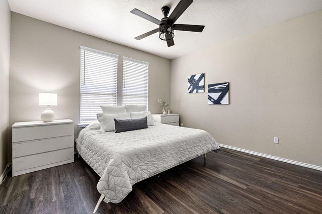 323 Zuma DR, Liberty Hill, TX 78642