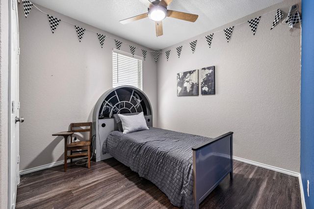 323 Zuma DR, Liberty Hill, TX 78642