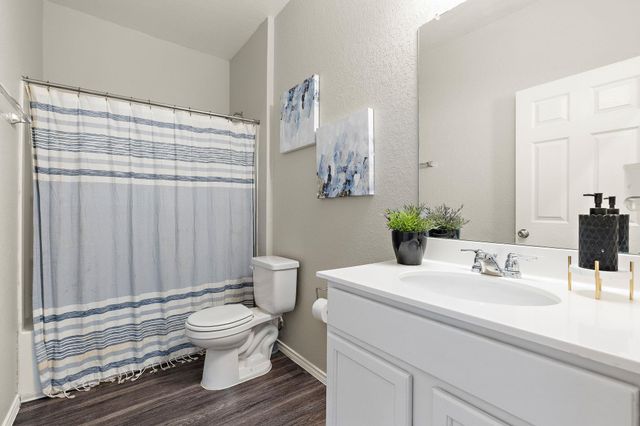 323 Zuma DR, Liberty Hill, TX 78642