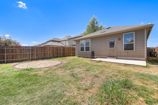 323 Zuma DR, Liberty Hill, TX 78642