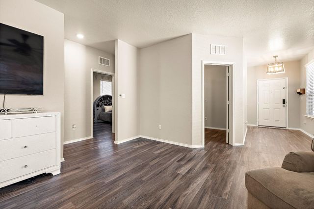 323 Zuma DR, Liberty Hill, TX 78642