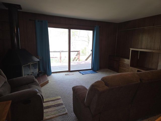 3217 3rd Court, Oxford, WI 53952