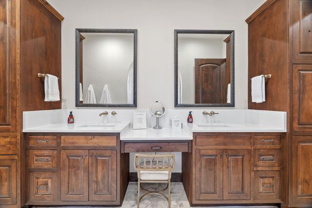 102 Estrella, Horseshoe Bay, TX 78657