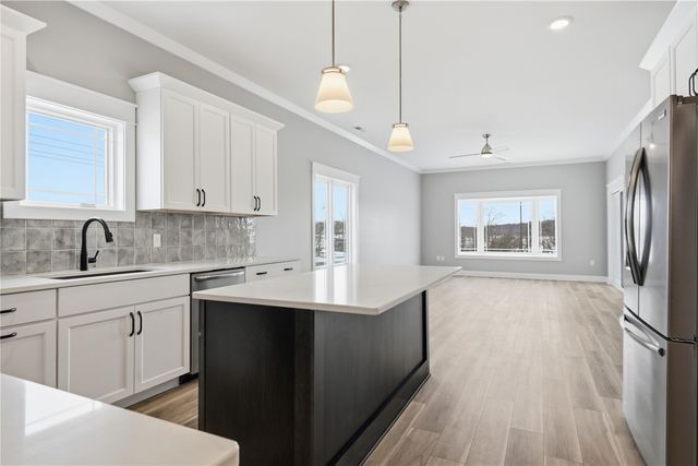 1871 Ellis Boulevard NW 202, Cedar Rapids, IA 52405