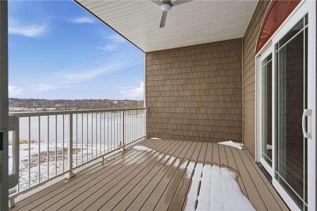 1871 Ellis Boulevard NW 202, Cedar Rapids, IA 52405