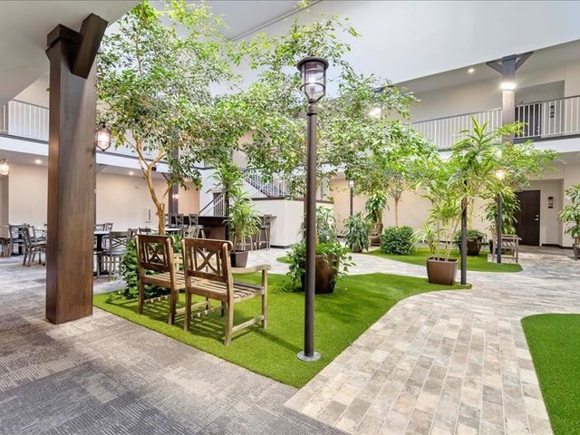 1871 Ellis Boulevard NW 202, Cedar Rapids, IA 52405