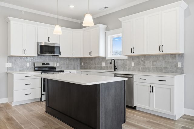 1871 Ellis Boulevard NW 202, Cedar Rapids, IA 52405