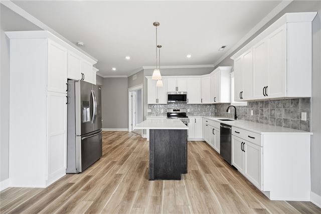 1871 Ellis Boulevard NW 202, Cedar Rapids, IA 52405