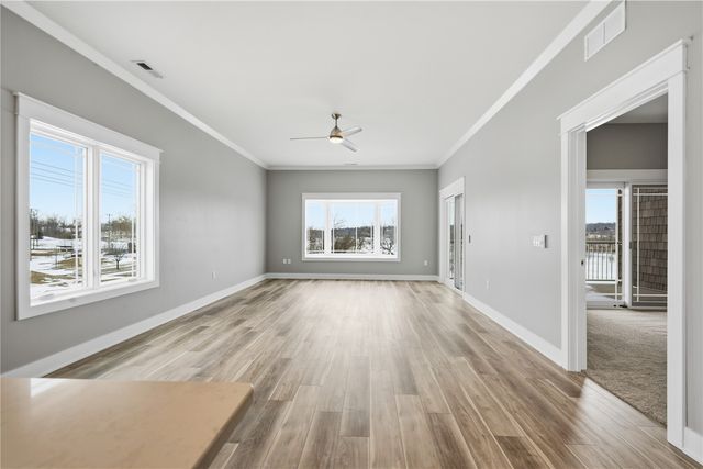 1871 Ellis Boulevard NW 202, Cedar Rapids, IA 52405