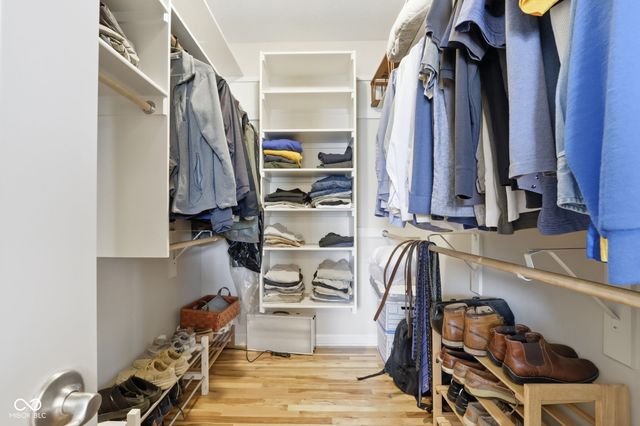 600 N Elm Street, Zionsville, IN 46077