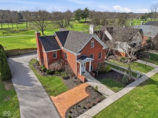 600 N Elm Street, Zionsville, IN 46077