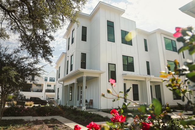 543 McMonigal Pl Bldg 2, San Antonio, TX 78210