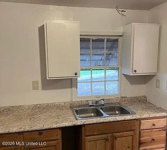 984 Winn Street, Jackson, MS 39204