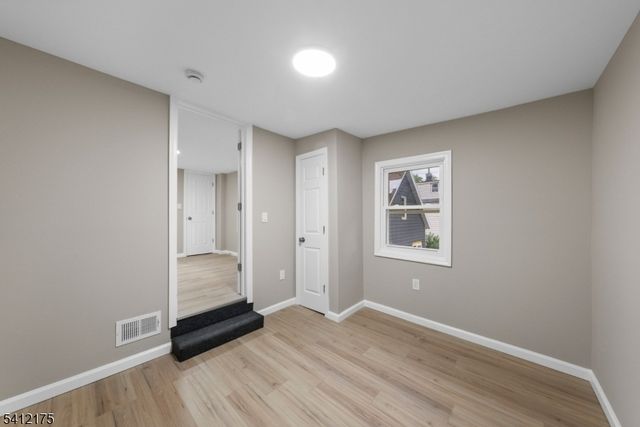 208 E 8Th Ave, Roselle Boro, NJ 07203