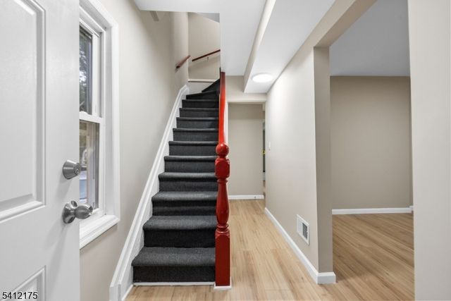 208 E 8Th Ave, Roselle Boro, NJ 07203