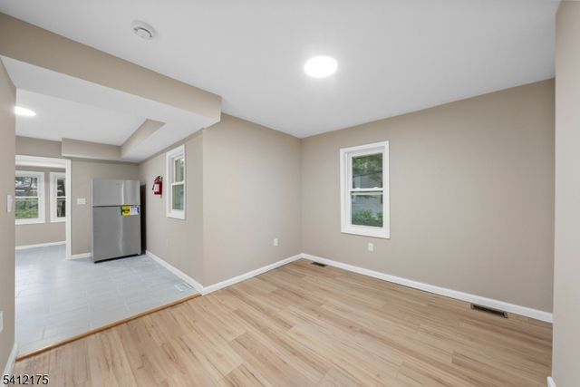 208 E 8Th Ave, Roselle Boro, NJ 07203