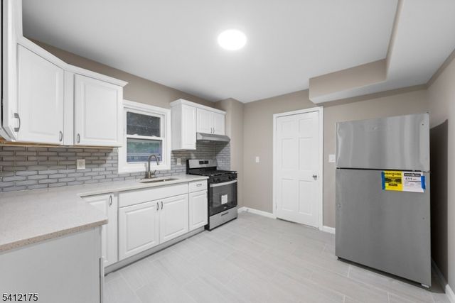 208 E 8Th Ave, Roselle Boro, NJ 07203