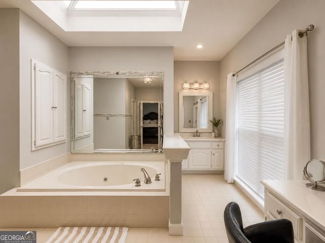1950 Honeybee Creek Drive, Griffin, GA 30224