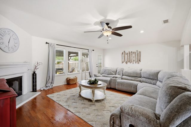 1213 Hampton Drive, Forney, TX 75126