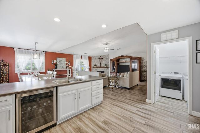 12207 Quiet Pasture Drive, Bakersfield, CA 93312