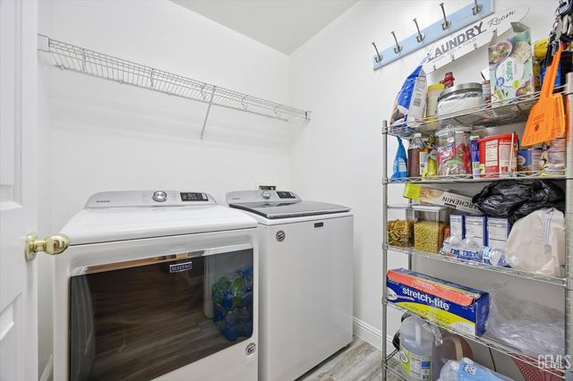 12207 Quiet Pasture Drive, Bakersfield, CA 93312