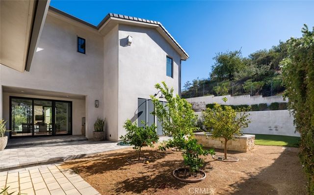 19892 Summit Trail Road, Trabuco Canyon, CA 92679
