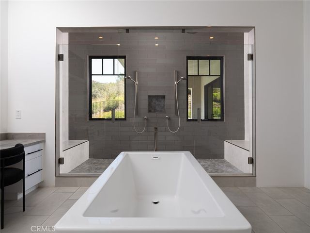 19892 Summit Trail Road, Trabuco Canyon, CA 92679
