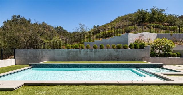 19892 Summit Trail Road, Trabuco Canyon, CA 92679
