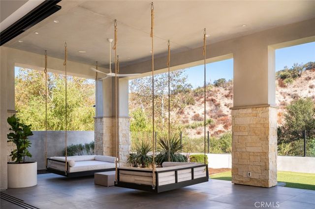 19892 Summit Trail Road, Trabuco Canyon, CA 92679