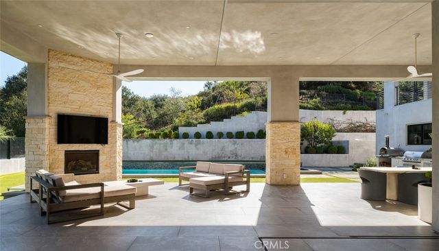 19892 Summit Trail Road, Trabuco Canyon, CA 92679