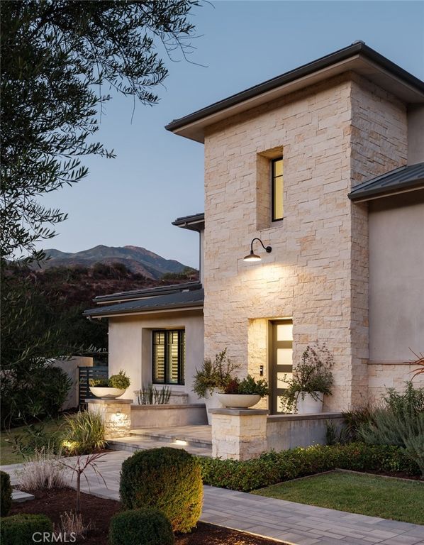 19892 Summit Trail Road, Trabuco Canyon, CA 92679 — photo 2