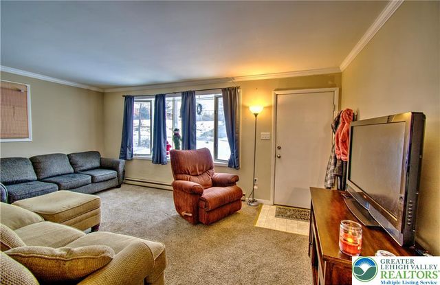 25 Stedman Avenue, Lehighton Boro, PA 18235