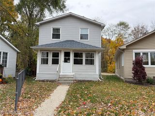 2433 KLEIST Court, Keego Harbor, MI 48320