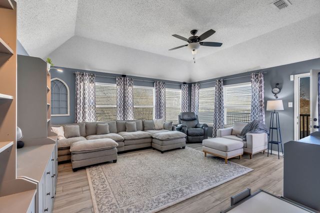 4105 Timber Trail Drive, Arlington, TX 76016