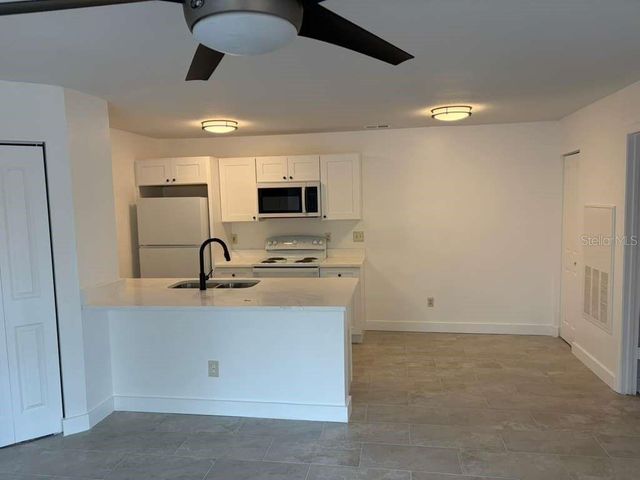 2612 GRASSY POINT DRIVE 108, Lake Mary, FL 32746