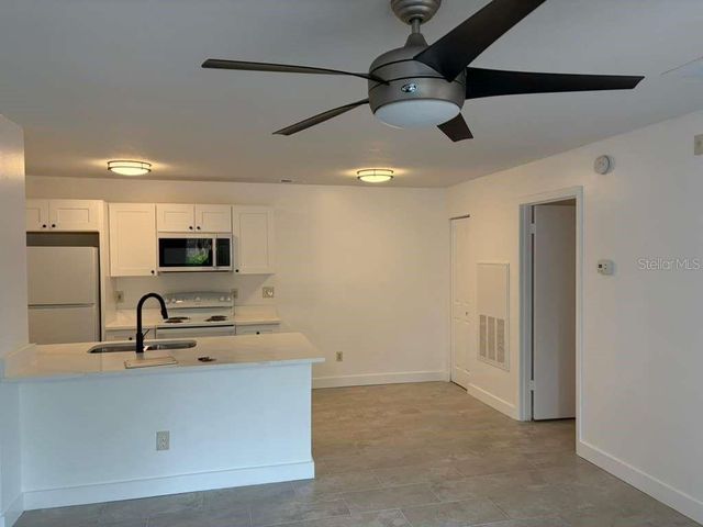 2612 GRASSY POINT DRIVE 108, Lake Mary, FL 32746