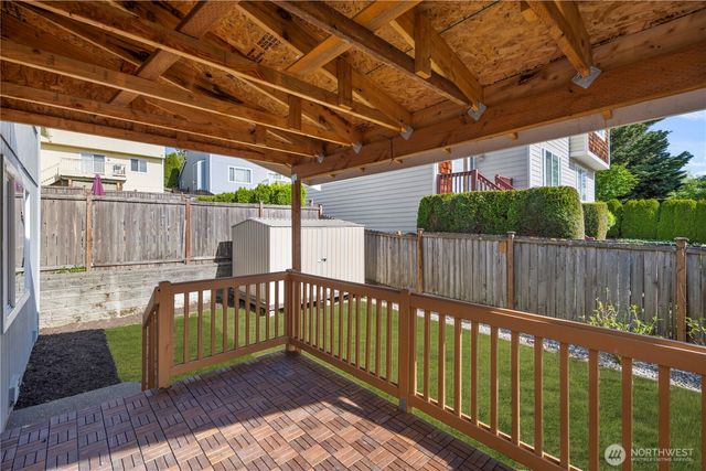 19919 101st Ave SE, Renton, WA 98055