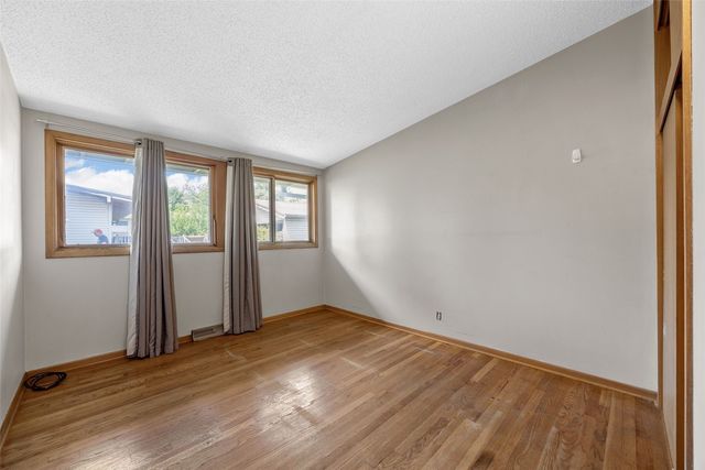 2500 Falbrook Drive NE, Cedar Rapids, IA 52402