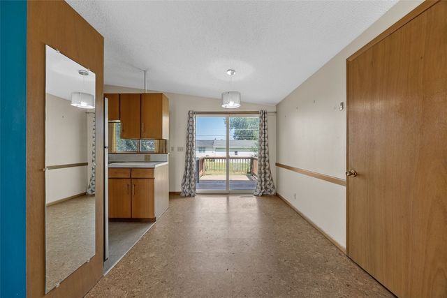 2500 Falbrook Drive NE, Cedar Rapids, IA 52402
