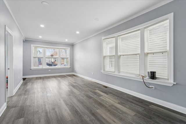 1509 W 72nd Place, Chicago, IL 60636