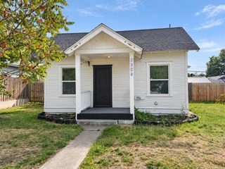 1324 E Broad Ave, Spokane Valley, WA 99207