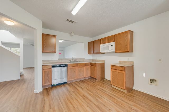 9711 Brierwyck Drive, Dallas, TX 75217