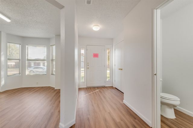 9711 Brierwyck Drive, Dallas, TX 75217