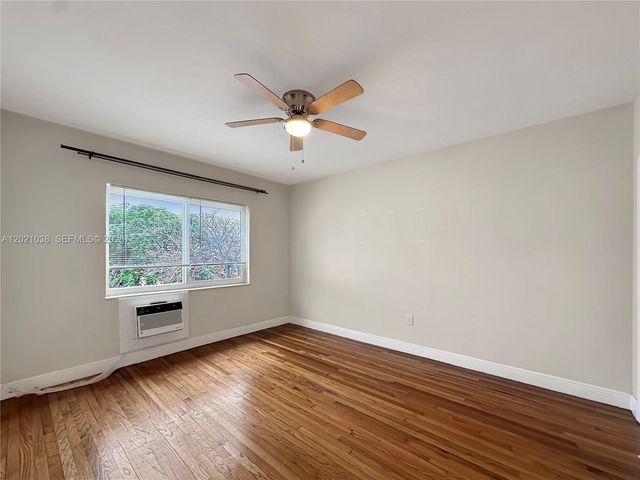 965 Bay Dr 4, Miami Beach, FL 33141
