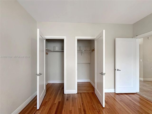 965 Bay Dr 4, Miami Beach, FL 33141