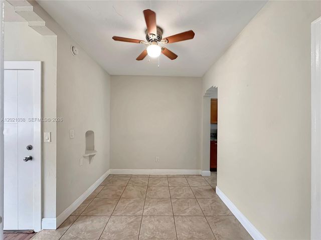 965 Bay Dr 4, Miami Beach, FL 33141