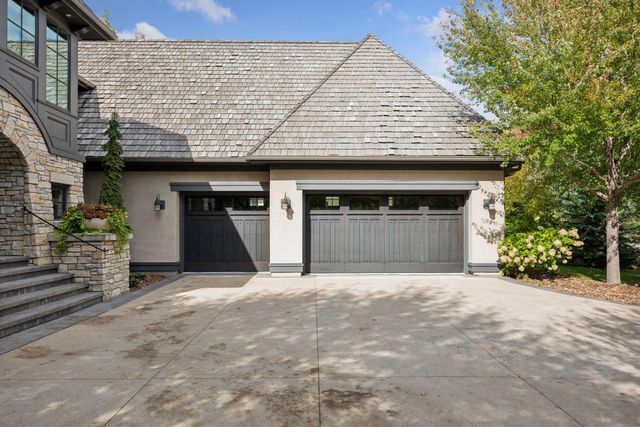 425 Carpenters Point, Wayzata, MN 55391